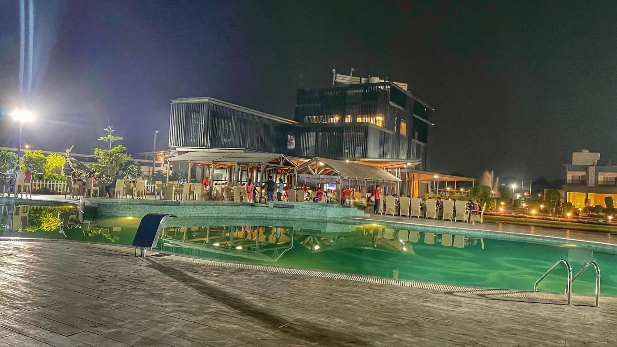 Kanke Resort Rātu Esterno foto